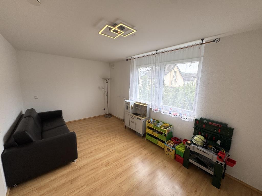 Niederdollendorf: Einfamilienhaus mit hochwertiger Ausstattung-4 Zimmer, Einbauküche, eigener Garten - Foto 1
