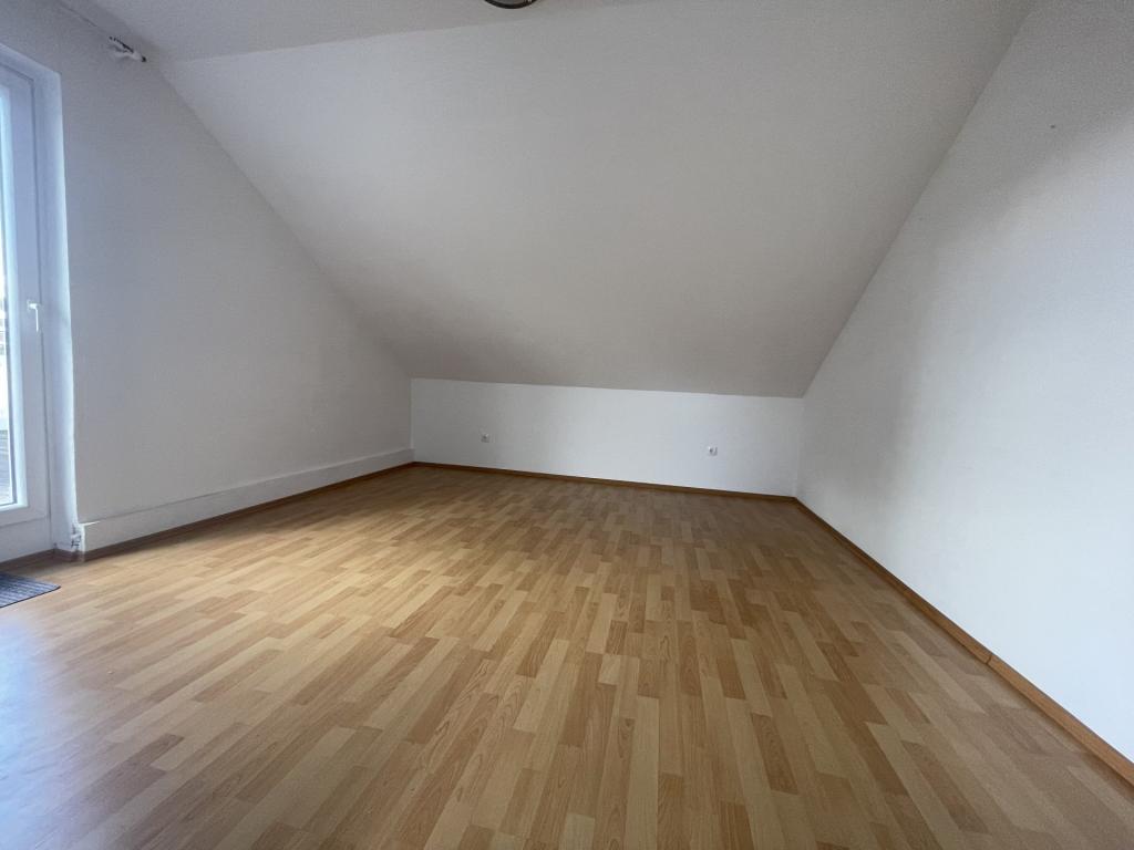Gepflegte Dachgeschosswohnung mit großer Dachterrasse in Bonn-Plittersdorf! - Photo 5