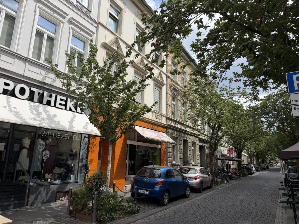Maisonettewohnung mit großer Dachterrasse und hochwertiger Einbauküche in zentraler Lage von Bonn! - Foto 5