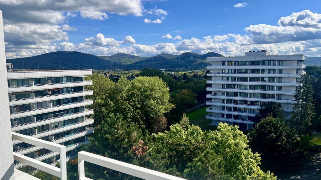 Helle 1-Zimmer-Wohnung im obersten Geschoss mit Weitblick - Frisch renoviert - Photo 4