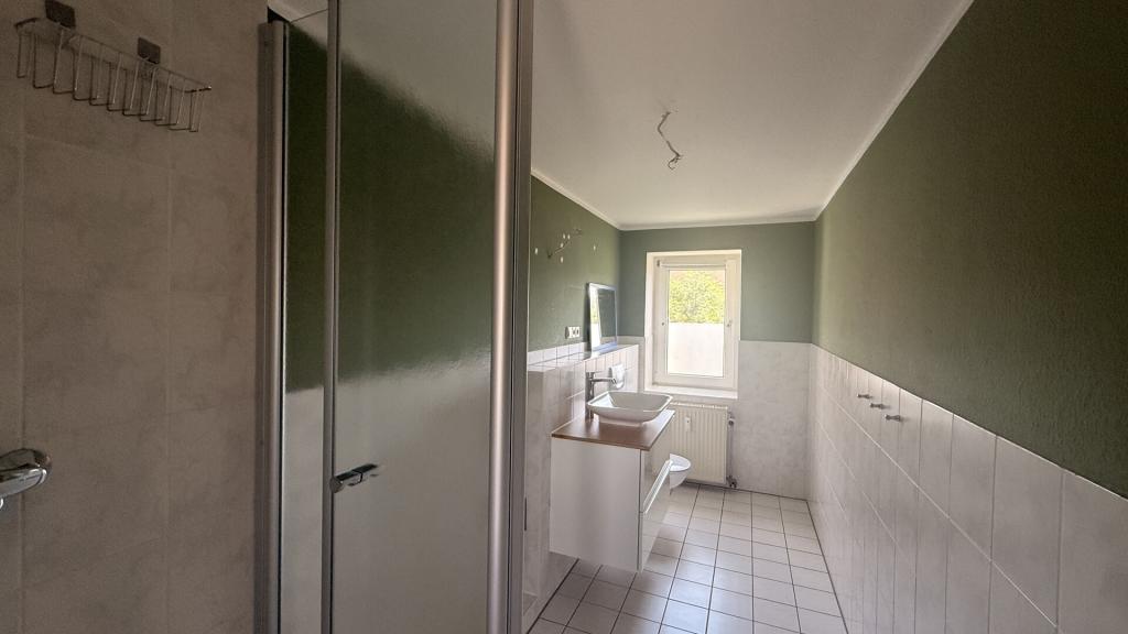 Große 2-Raumwohnung mit Dachterrasse und Einbauküche in Meißen - Foto 4