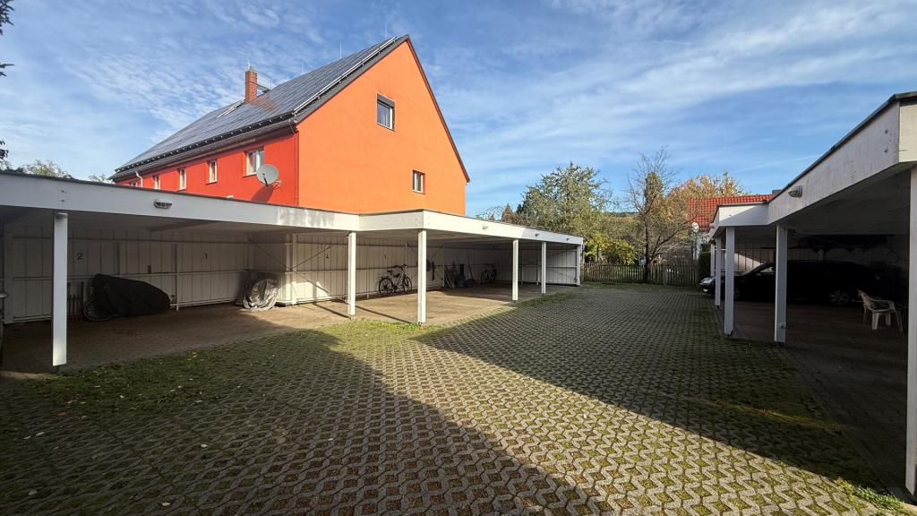 Geräumige Dachgeschosswohnung in guter Lage von Radebeul - Photo 2