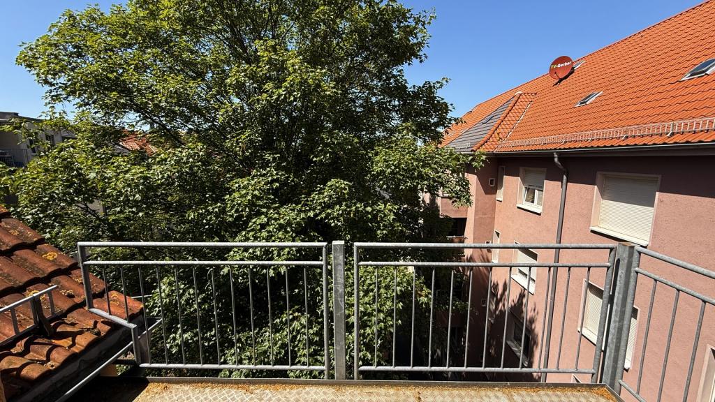 Geräumige 3-Raumwohnung mit Balkon und Einbauküche in zentraler Lage von Meißen - Photo 4