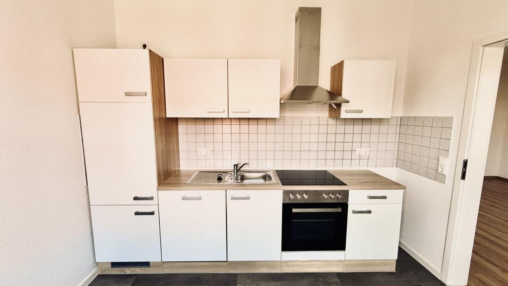 Geräumige 3-Raumwohnung mit Balkon und Einbauküche in zentraler Lage von Meißen - Photo 2