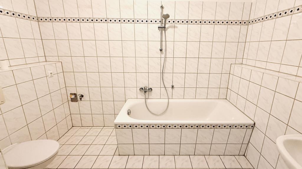 Geräumige 3-Raumwohnung mit Balkon und Einbauküche in zentraler Lage von Meißen - Photo 3