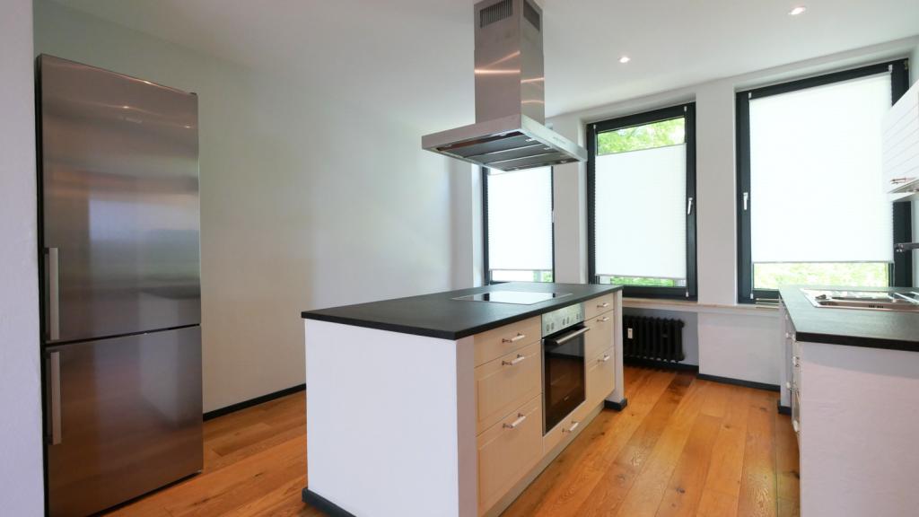 Elegantes Wohnen auf zwei Ebenen mit herrlichem Garten - Foto 5