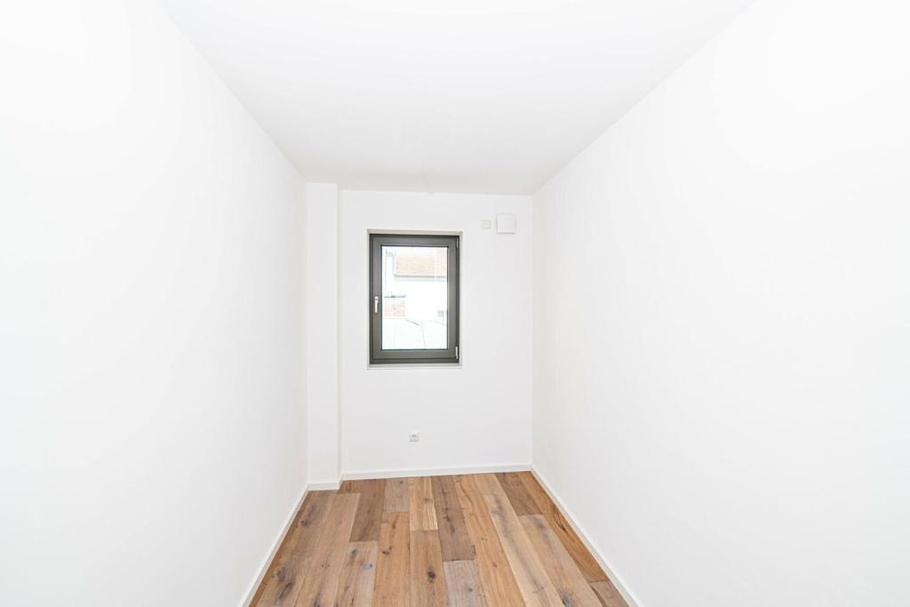 DG_begehbarer_Schrank