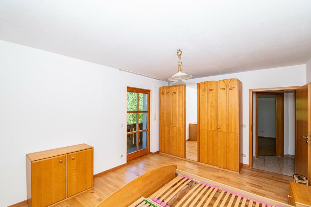 Lichtdurchflutetes Zuhause mit zwei Balkonen und viel Raumgefühl - Photo 4