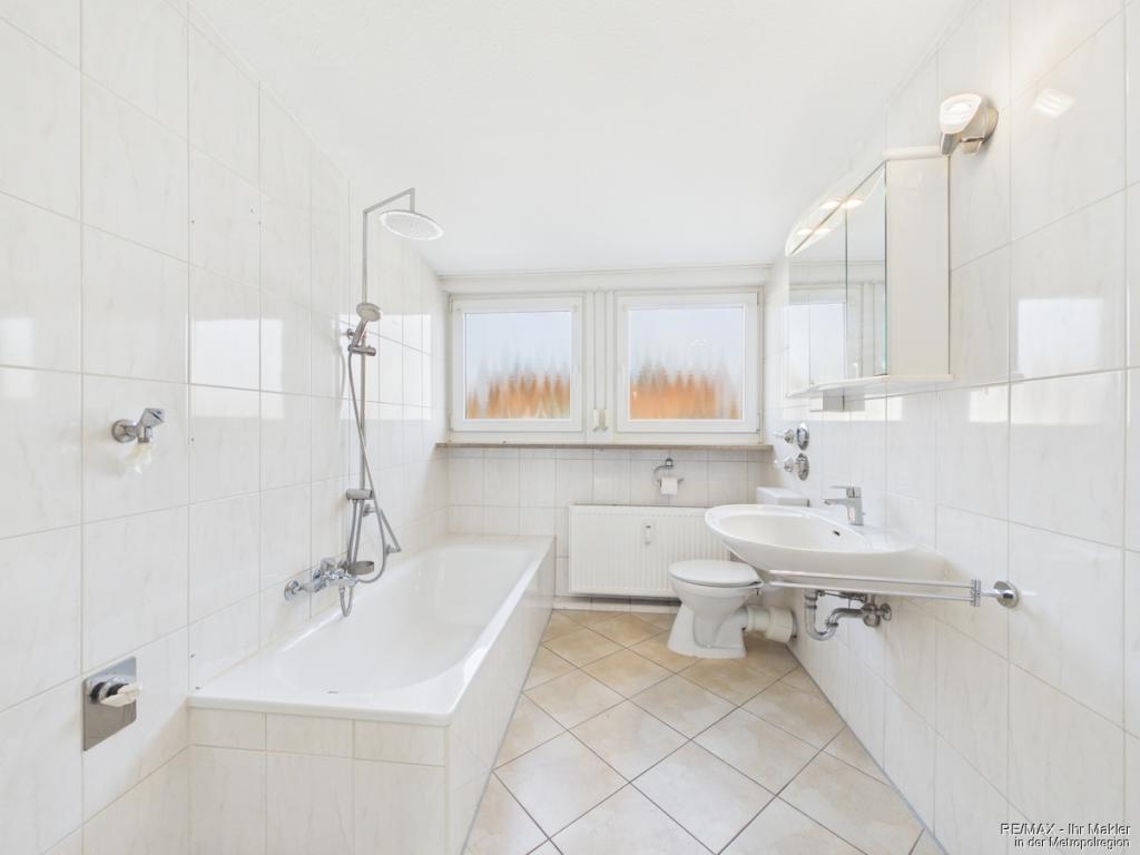 Ruhig und dennoch zentral - attraktive 3-Zimmer Wohnung in Stein - Photo 2