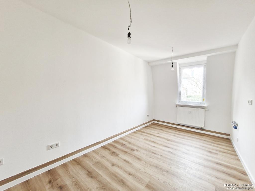 Erstbezug nach Sanierung - Große 1-Zimmer-Wohnung zentral gelegen - Foto 3