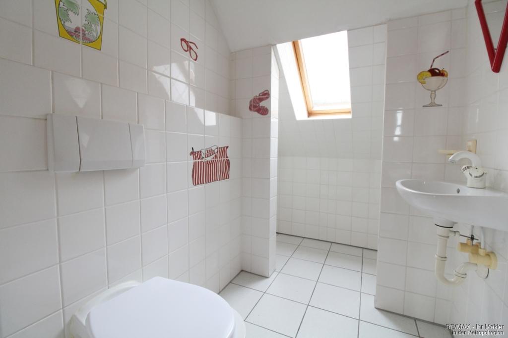 Über den Dächern Roßtals - Großzügige 4,5-Zimmer-Wohnung - Photo 5