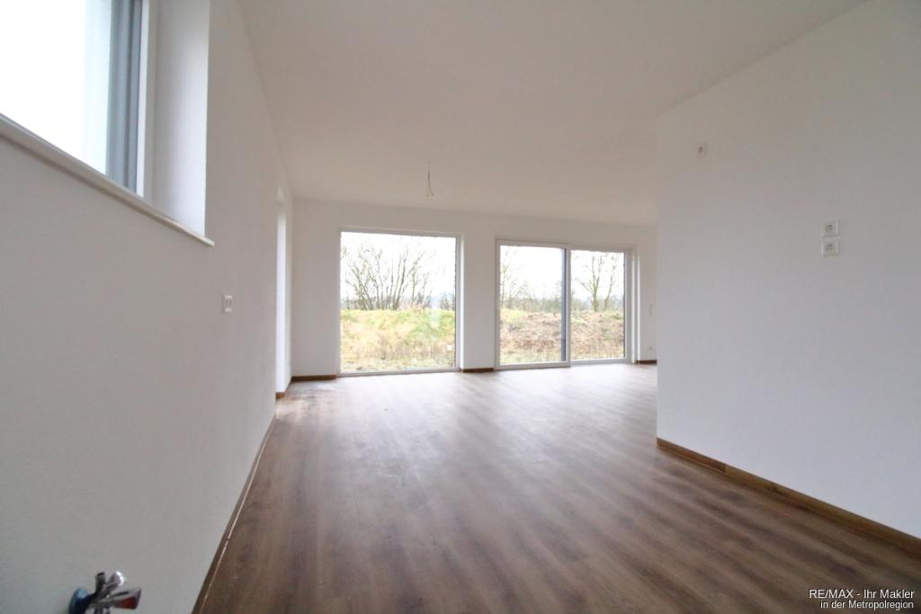 Lichtdurchflutet & Effizient: Neues Einfamilienhaus zu vermieten - Foto 3