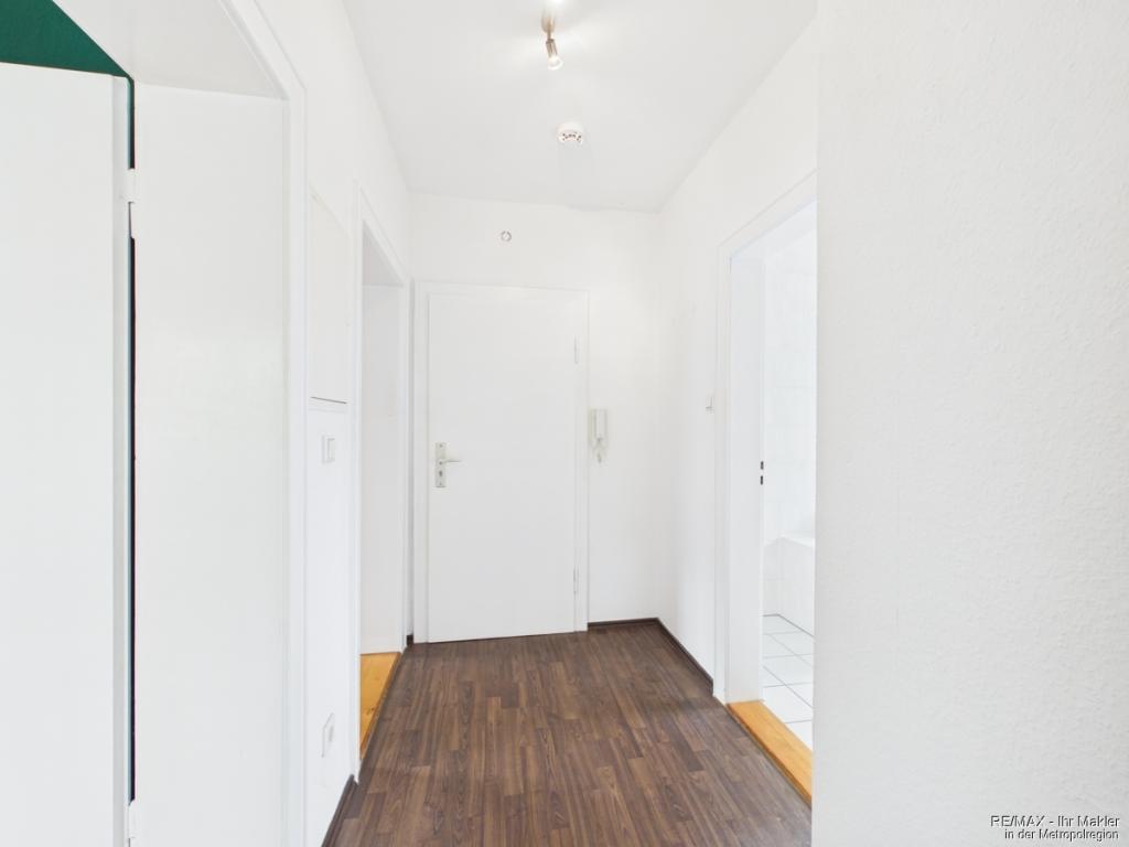 Besichtigung am Mittwoch, den 14.10.2026 um 17:00 Uhr, Helle 2-Zimmer-Wohnung mit Einbauküche und KFZ-Stellplatz - Foto 4