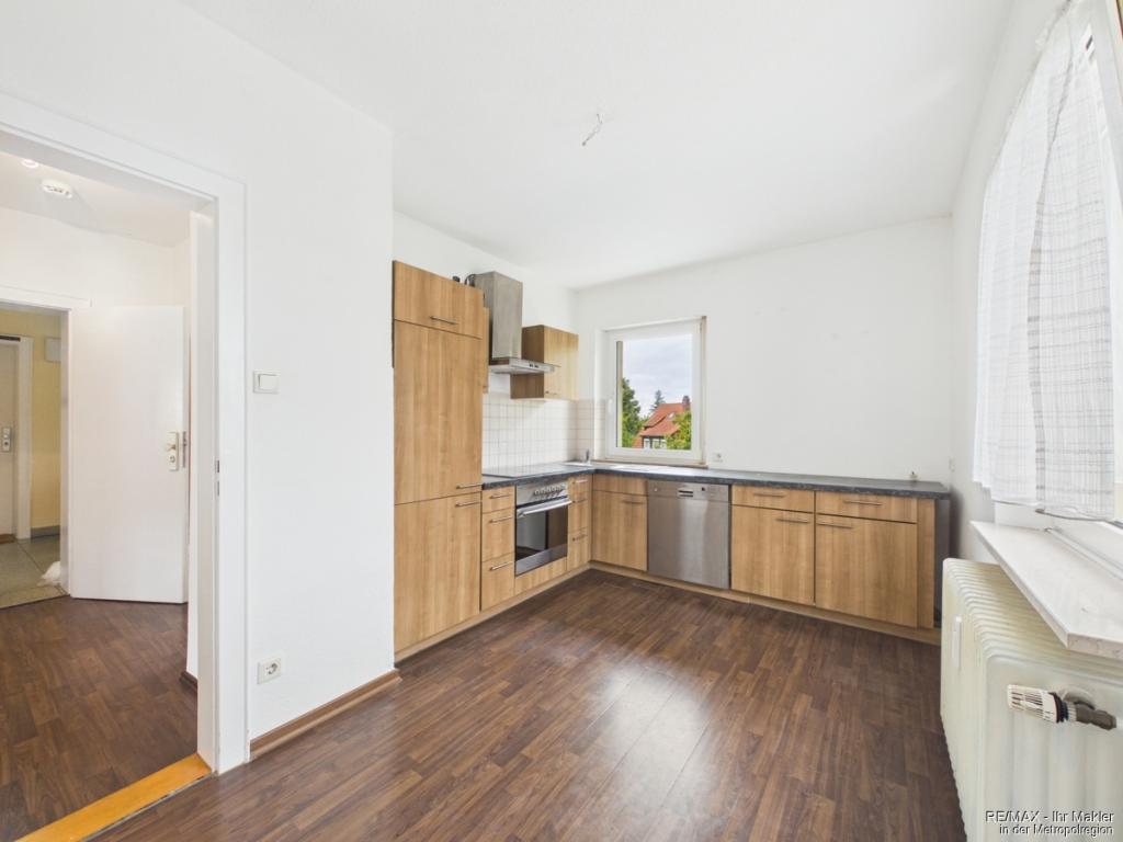Besichtigung am Mittwoch, den 14.10.2026 um 17:00 Uhr, Helle 2-Zimmer-Wohnung mit Einbauküche und KFZ-Stellplatz - Foto 1