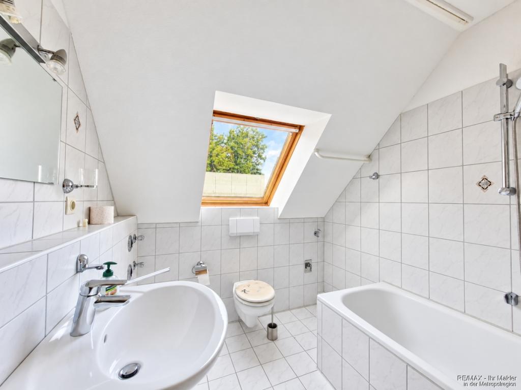Helle 2-Zimmer-Wohnung mit schönem Ausblick in Zirndorf-Wintersdorf - Photo 2