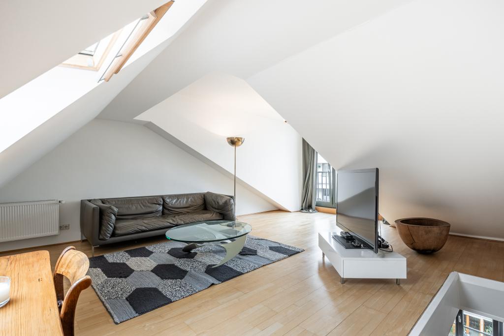 St.Georg-Mehrparteienhaus-mit-Büro-in-gefragter-Lage-68