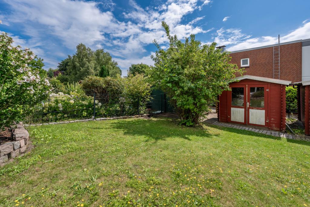 Norderstedt-Reihenmittelhaus-mit-Balkon-in-beliebter-Lage-12