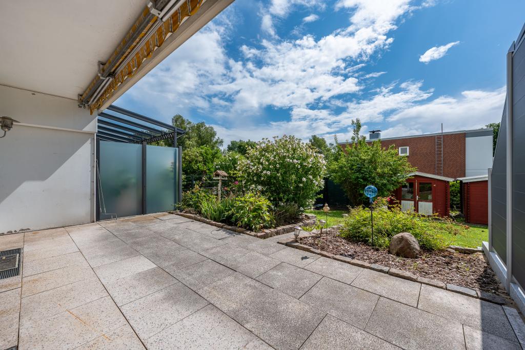 Norderstedt-Reihenmittelhaus-mit-Balkon-in-beliebter-Lage-8