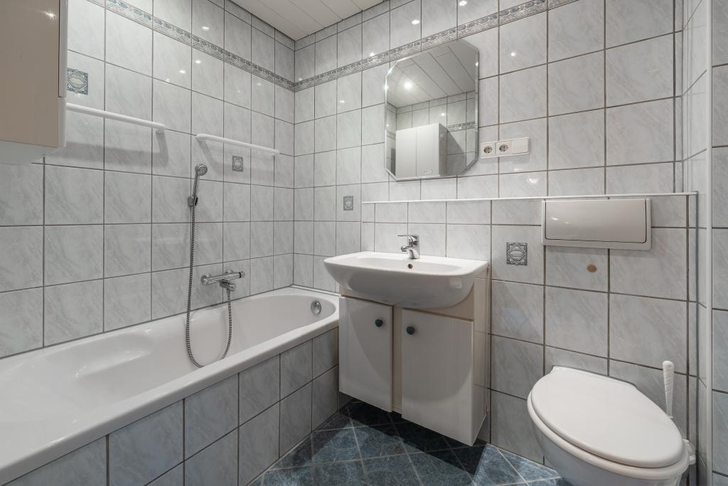 Norderstedt-Reihenmittelhaus-mit-Balkon-in-beliebter-Lage-19