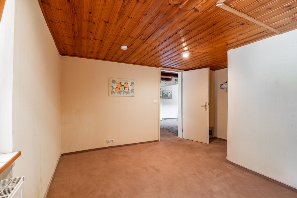 Norderstedt-Grundstück-mit-Altbestand-in-Waldrandlage-13