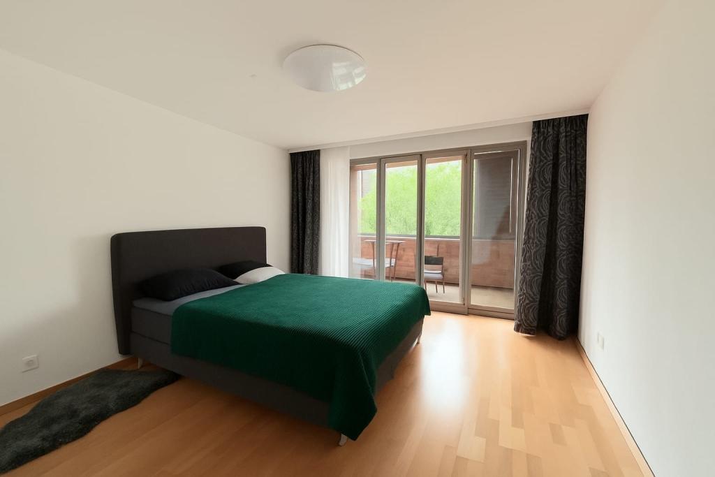 Schlafzimmer 2