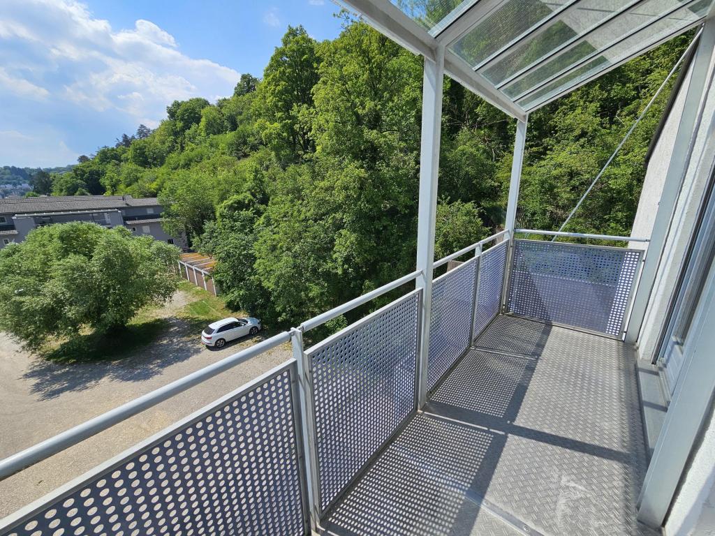 Großzügige 3-Zimmer-Wohnung mit Balkon in Zentrumsnähe - Foto 2