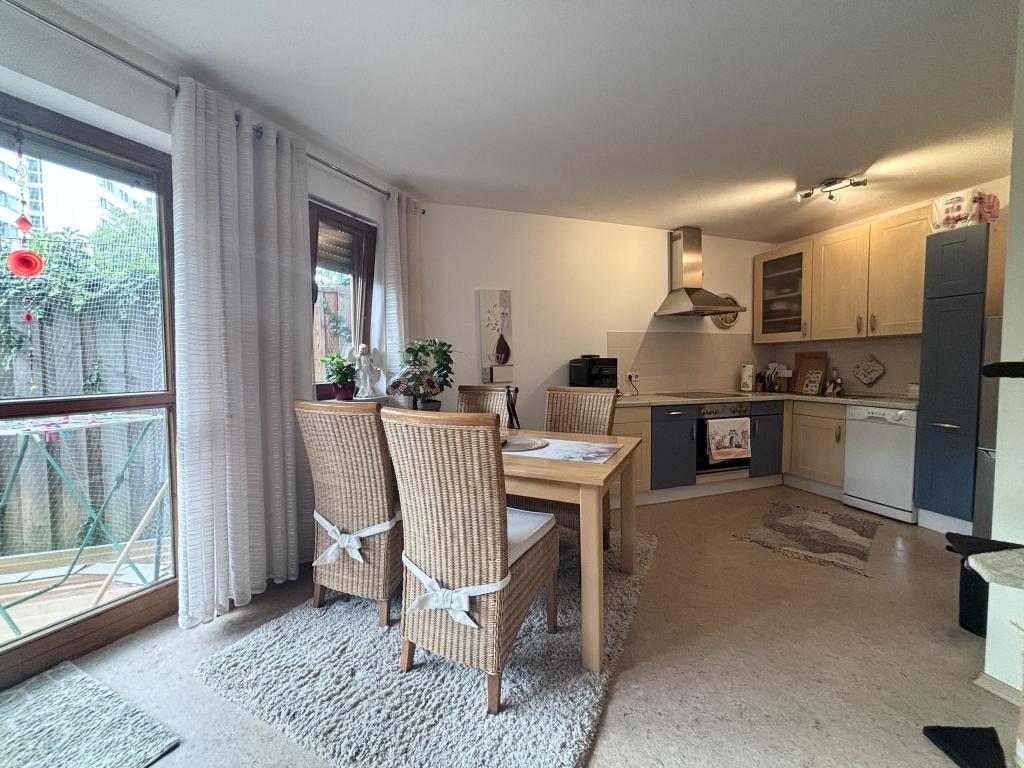 Attraktive 2-Zimmer-Wohnung mit Terrasse, Garten und Carport - Foto 3