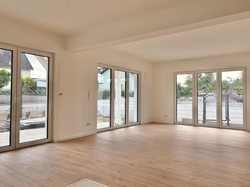 Erstbezug - moderne Erdgeschoß-Wohnung in Arnhofen - Foto 1