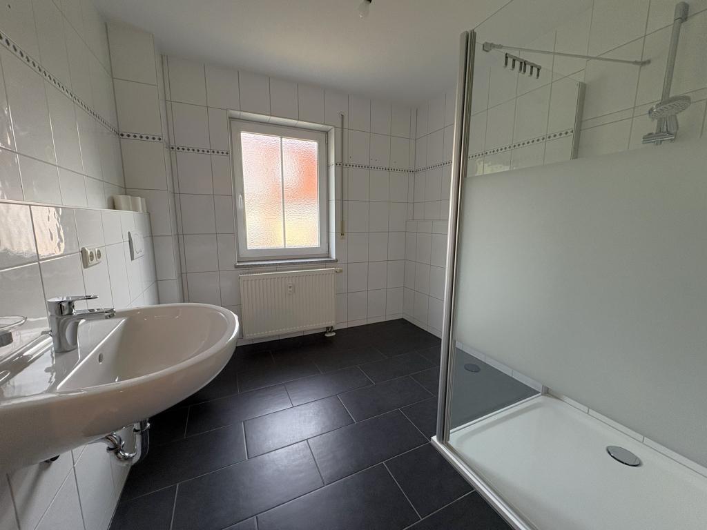 Zentrale 3-Zimmer-Wohnung mit Einbauküche in Pfaffenhofen! - Foto 5
