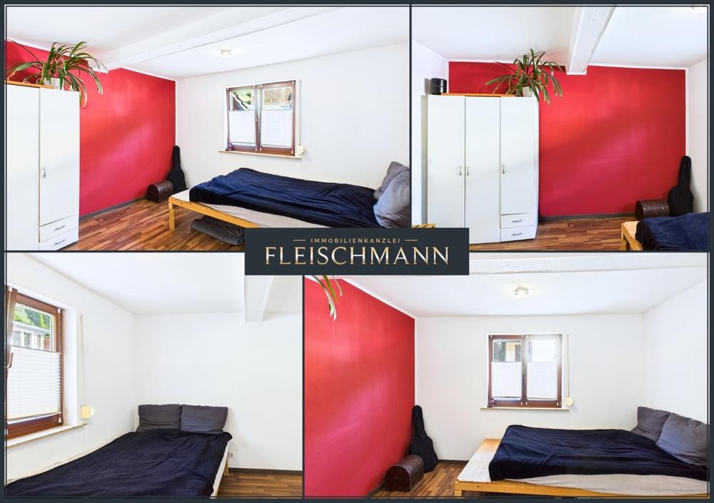 Schlafzimmer (EG)