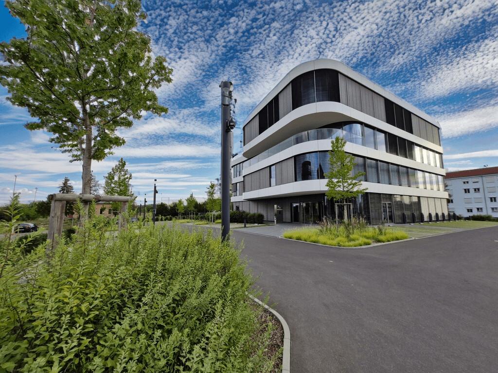 KI-37585_9777-2, Aussenansicht Front-Panorama (1), #183530