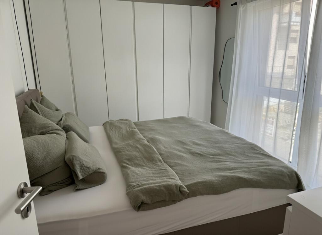 Nähe Unikiniken: Neuwertige 2-Zimmer Wohnung. Gehobene Ausstattung - EBK, Fußbodenheizung, STP etc. - Foto 2