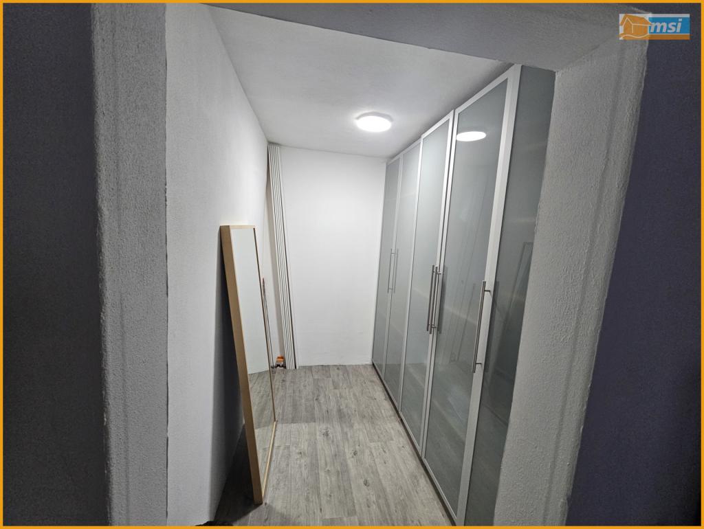 Begehbarer Kleiderschrank