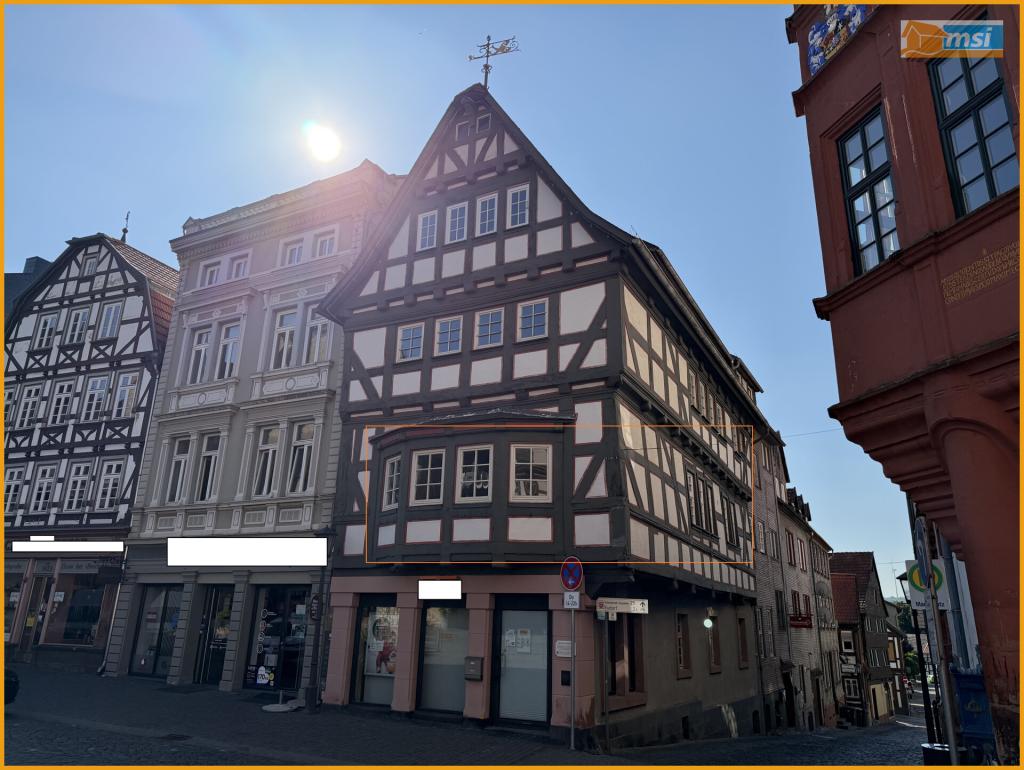 GROßE 2ZKB-WOHNUNG DIREKT AM MARKTPLATZ IN ALSFELD! - Photo 2