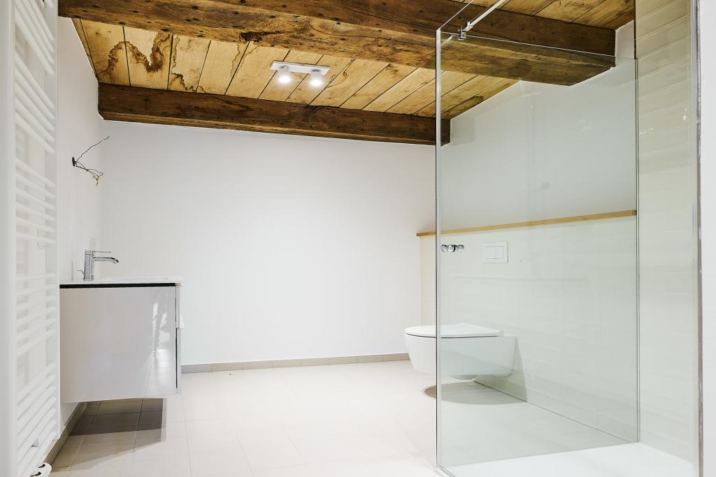 Das Badezimmer direkt am Schlafzimmer