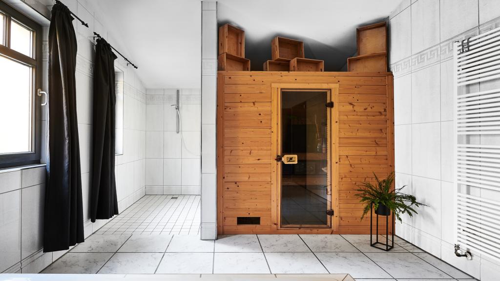 Sauna im Bad im OG