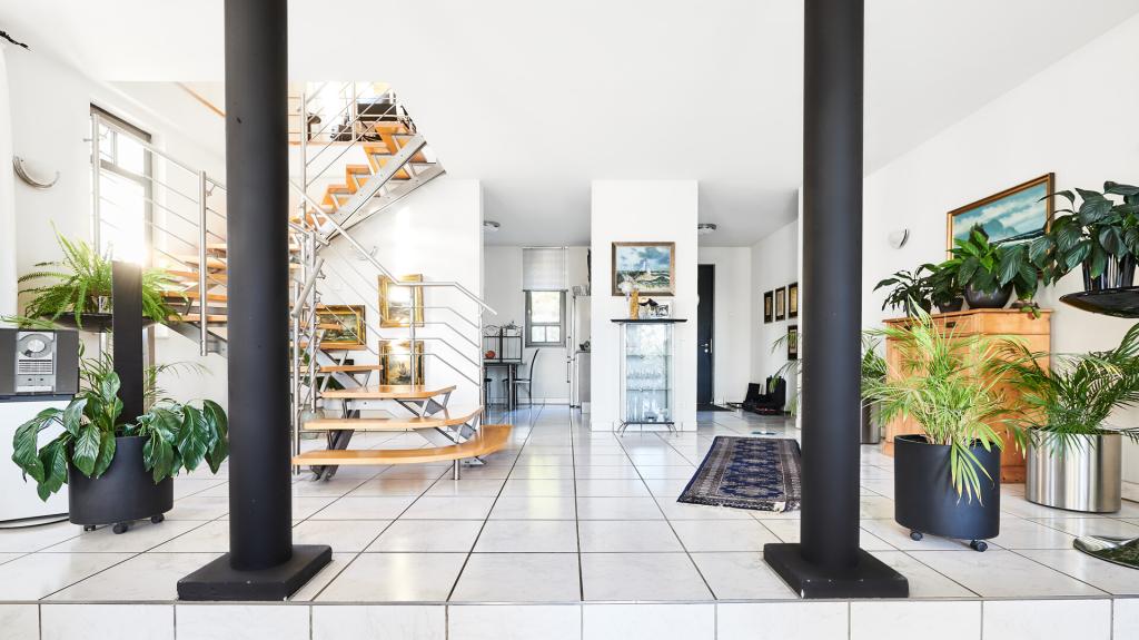 Blick vom Wohnzimmer zur Küche