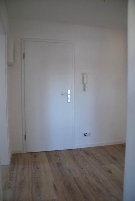 Flur WHG Haus 1 DG links