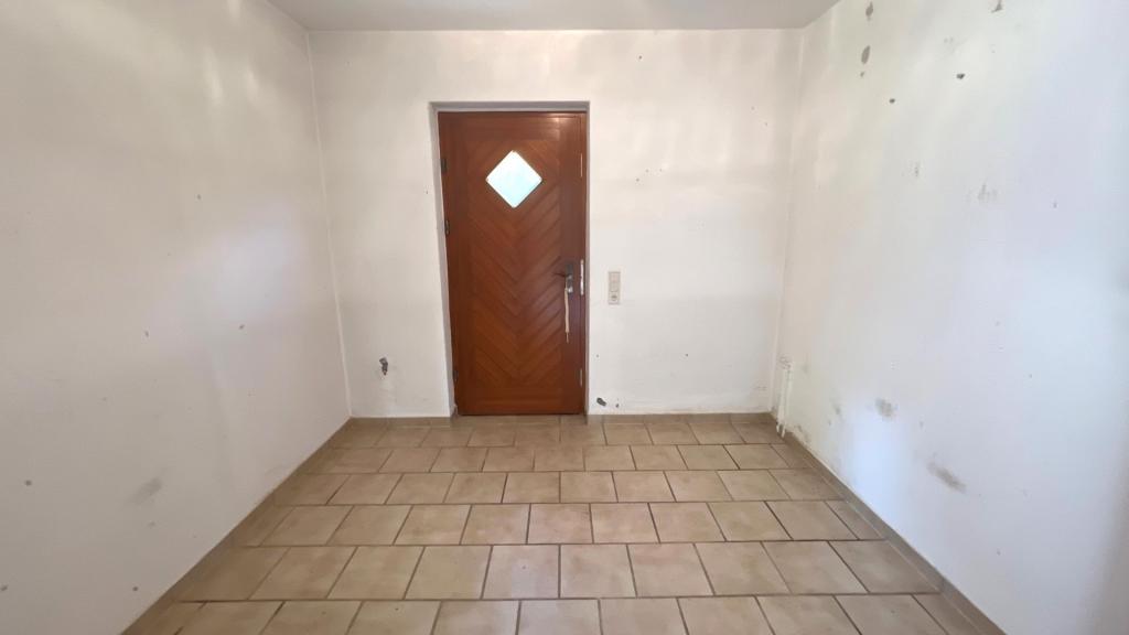 Keller mit Ausgang zum Garten