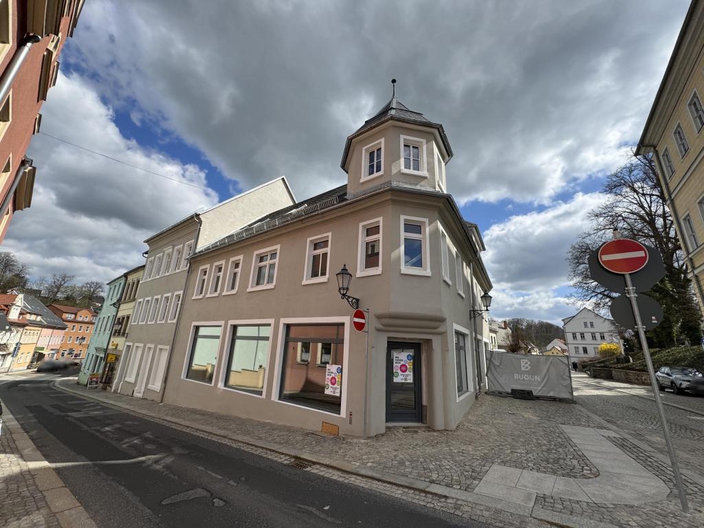 Straßenansicht