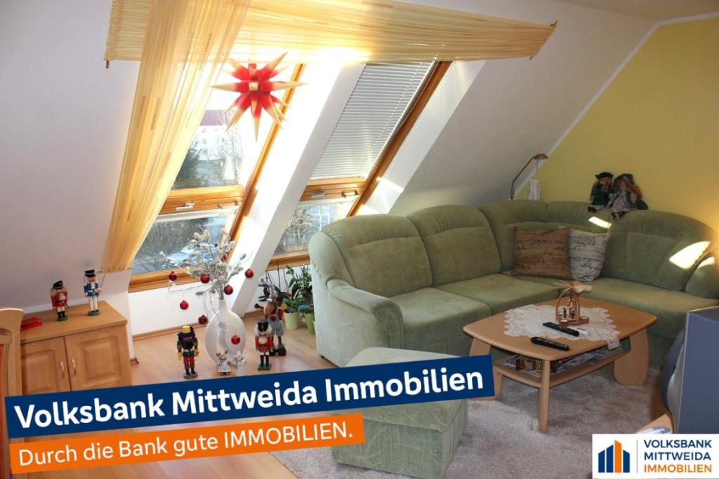 Wohnzimmer der 3-Zimmer Wohnung im DG