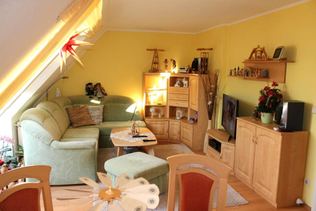 3-Zimmer Wohnung im DG