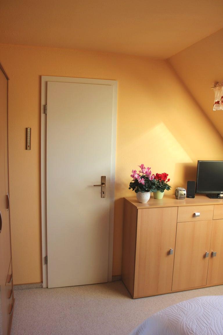 Abstellraum im Schlafzimmer