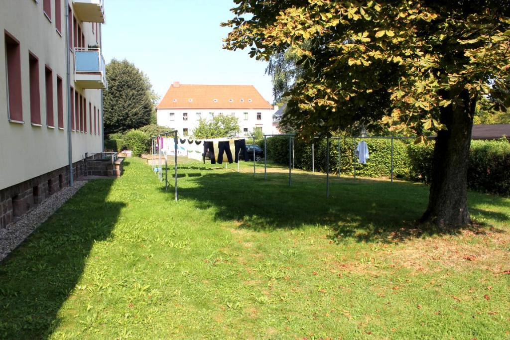 Garten mit Wäscheplatz