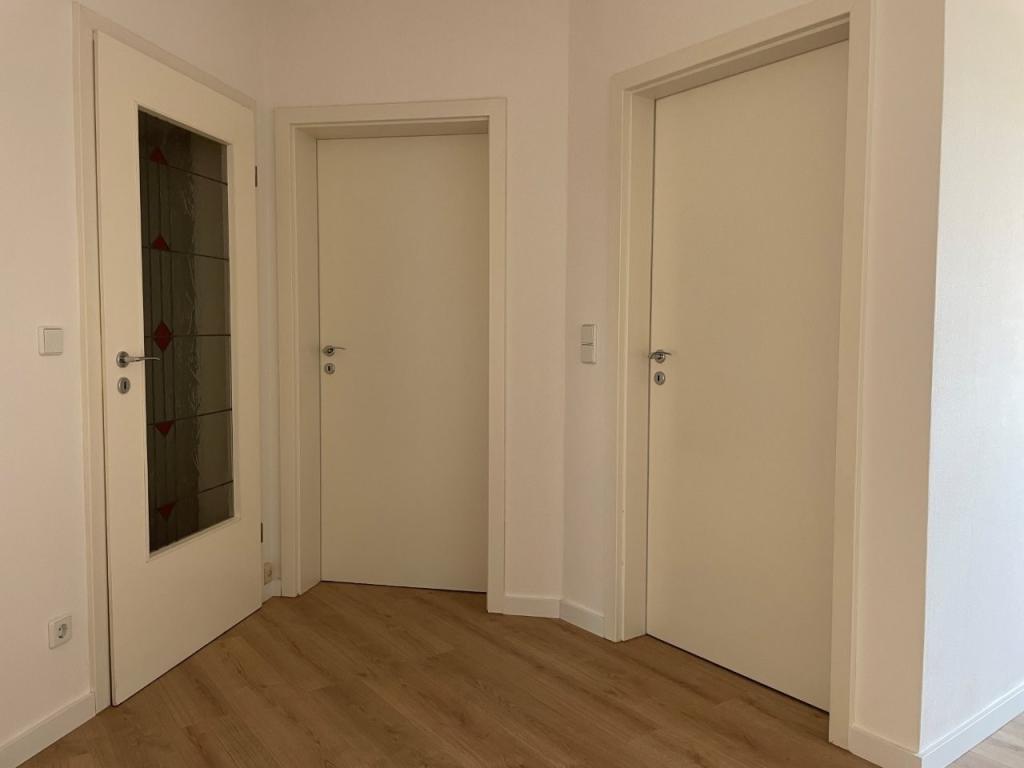weiße Stiltüren