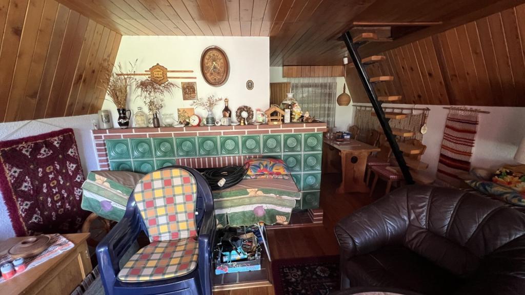 Wohnzimmer mit Kamin