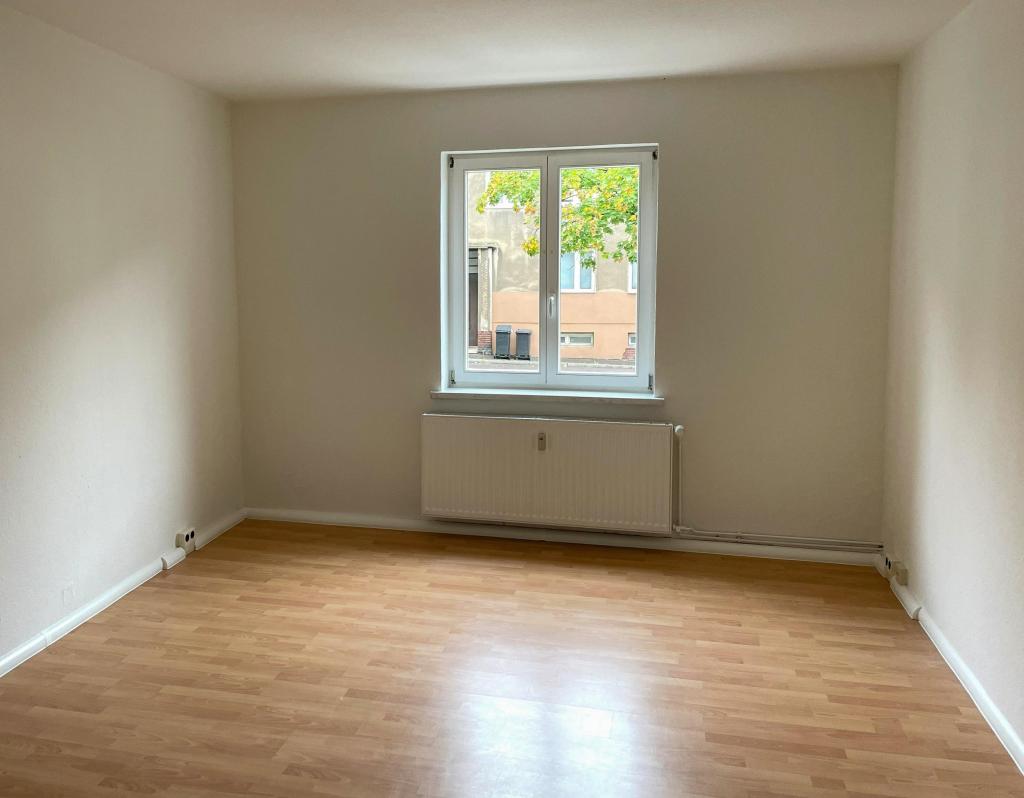 Gemütliche 2-Zimmer-Wohnung mit Loggia und Einbauküche in Chemnitz-Hilbersdorf! - Photo 2
