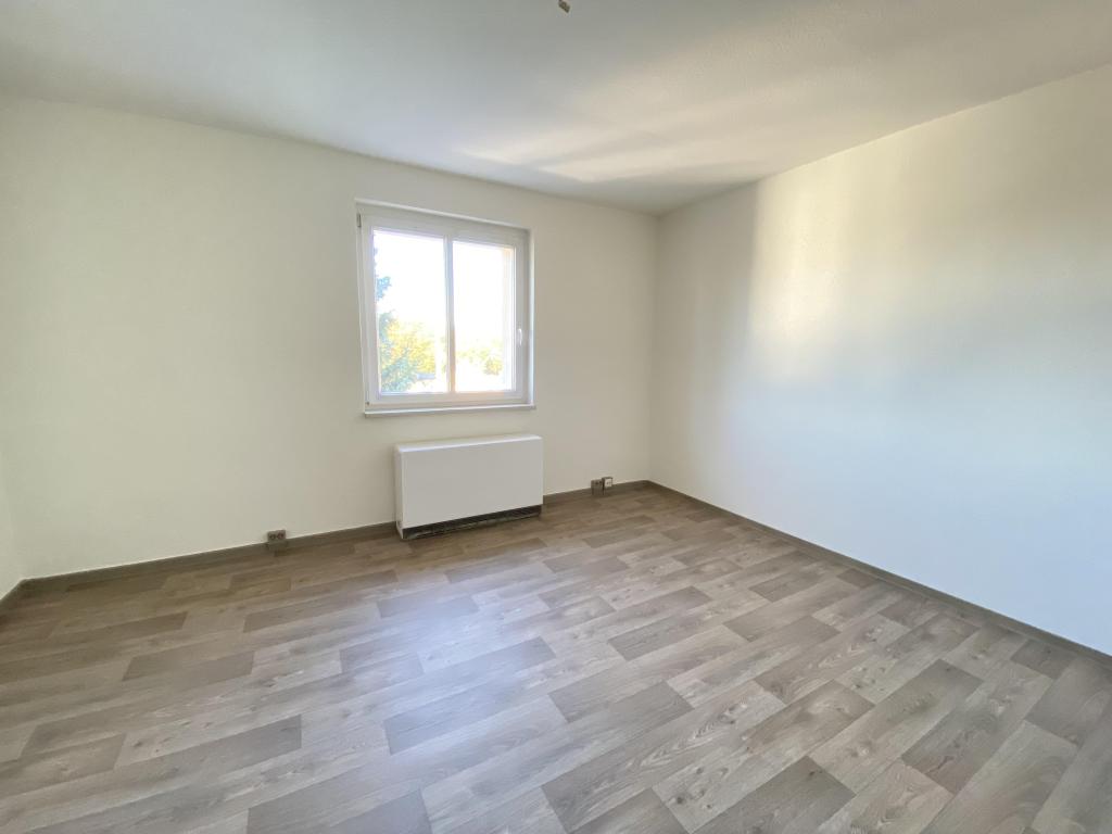 Frisch renoviert 2-Raum-Wohnung mit modernem Tageslichtbad - sofort bezugsfrei! - Photo 1