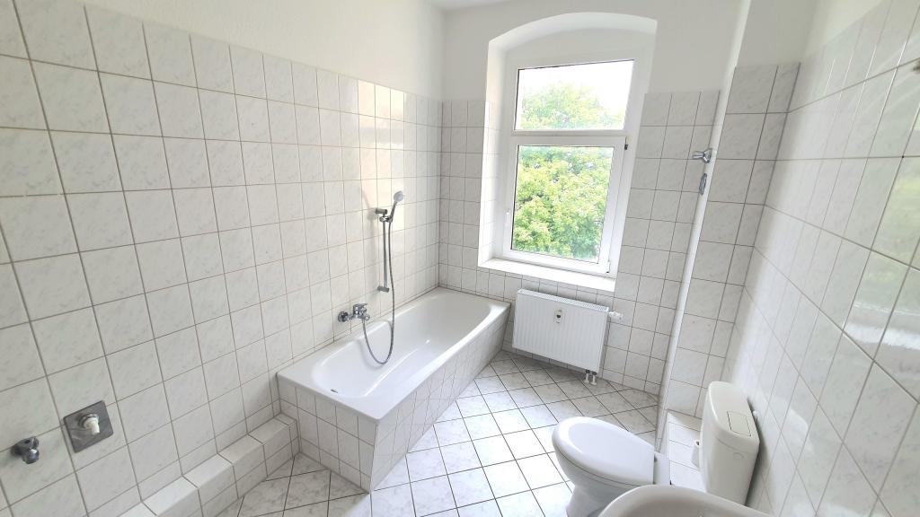 Praktisch geschnittene 3-Zimmer-Wohnung in der Chemnitzer City! WG-geeignet! - Foto 2