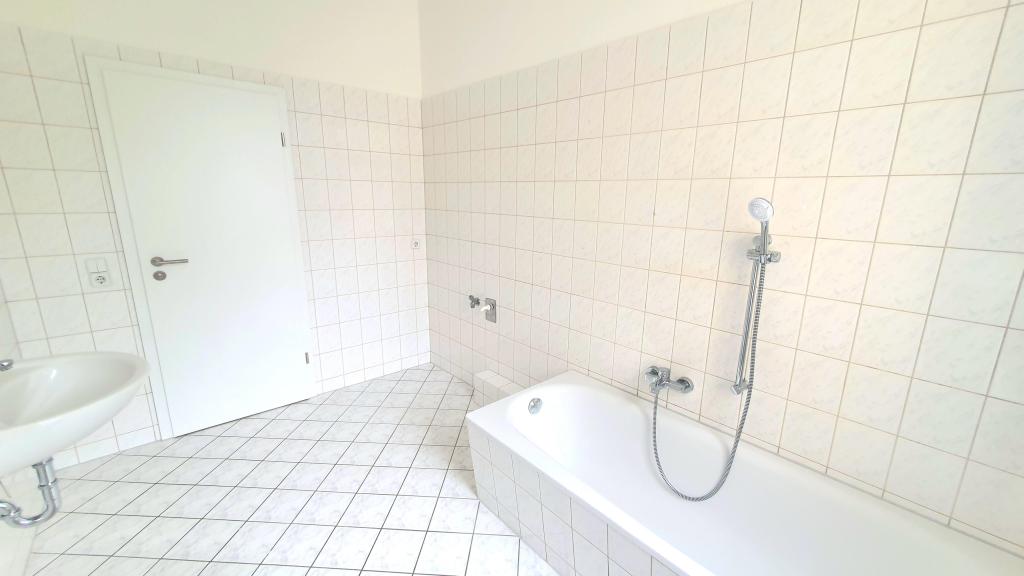 Praktisch geschnittene 3-Zimmer-Wohnung in der Chemnitzer City! WG-geeignet! - Foto 1